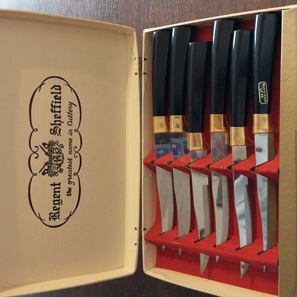 Vintage Regent Sheffield  set of 6 steak knives